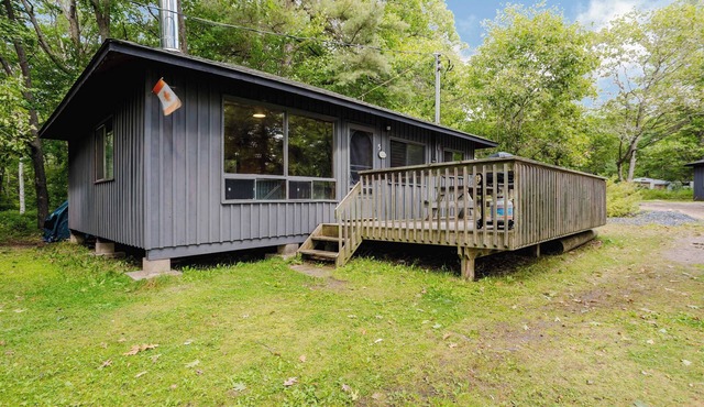 3-Bedroom Cottage #5 - Sand Bay