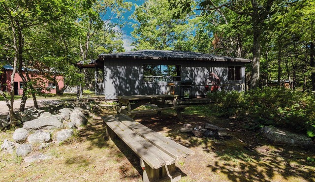 3-Bedroom Cottage #9 - Sand Bay