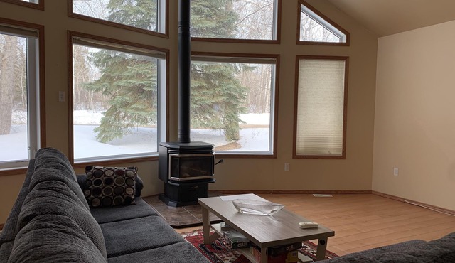 3 Bedroom Cottage - Sunroom + Patio + Fire Pit