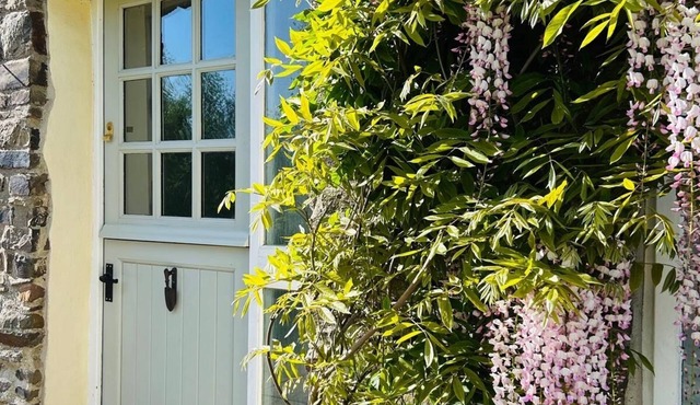 3 bedroom cottage to rent in Devon