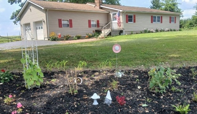 3-bedroom country home perfect for indoor or outdoor gatherings.