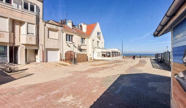 3 bedroom cozy apartment in Bray-Dunes