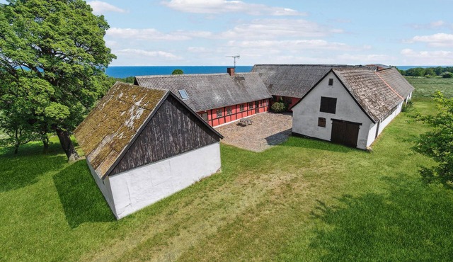 3 bedroom cozy home in østermarie