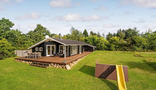 3 bedroom cozy home in Højslev