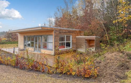 3 Bedroom Cozy Home In Ejstrupholm