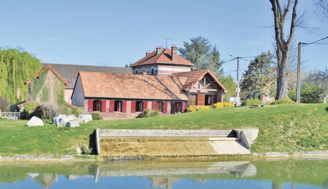 3 bedroom cozy home in Frise