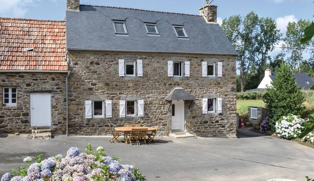 3 bedroom cozy home in Trezeny