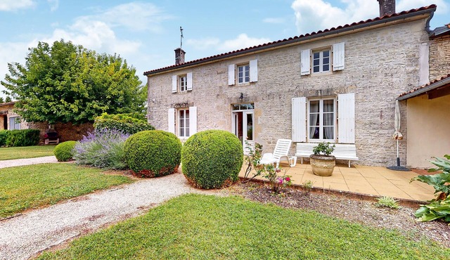 3 bedroom cozy home in Ligné