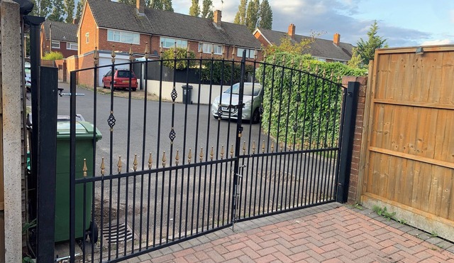 3 Bedroom Cozy House in Reading