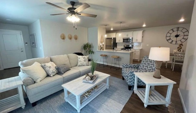 3 bedroom duplex close to Tinker