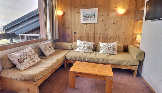 3-Bedroom Duplex Near Slopes, Pets Allowed