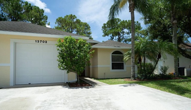 3 Bedroom Duplex triplex 435233 by Houzlet