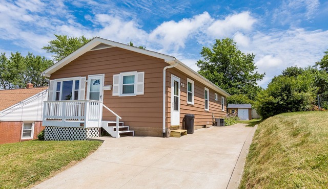 3 bedroom ERIE-sistable home!