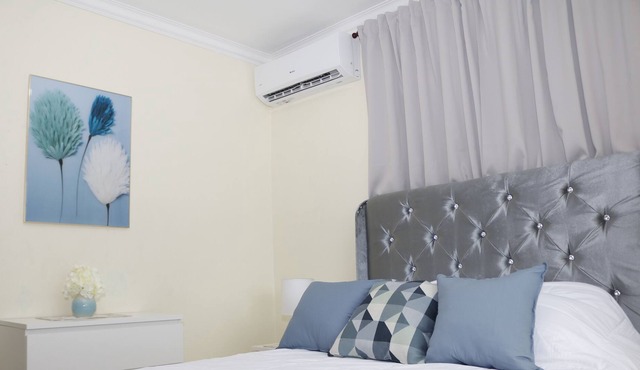 3 Bedroom Family Friendly House 15 mins from Rivers!