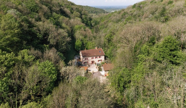 3 Bedroom Private vacation home in Montagna-le-Reconduit