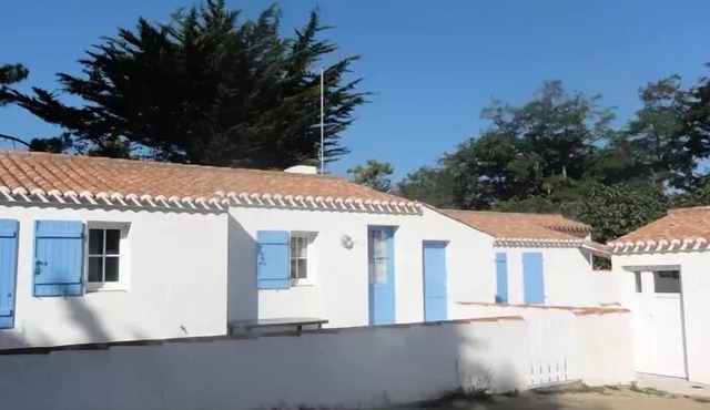 3-bedroom villa sleeps 9