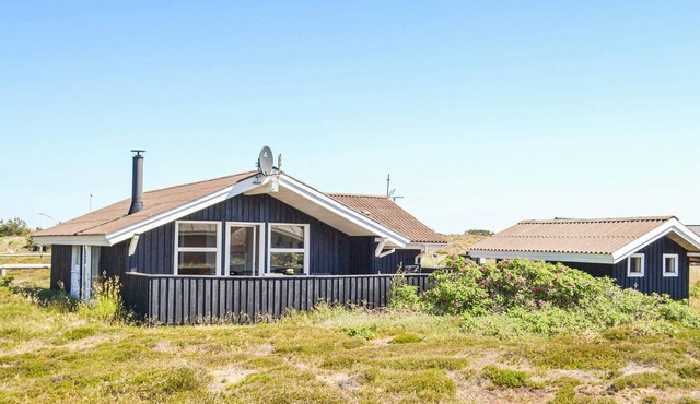 3 bedroom gorgeous home in Hvide Sande