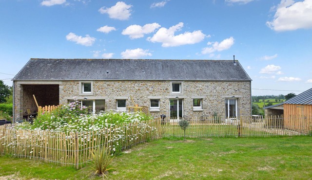 3 bedroom gorgeous home in La Pernelle