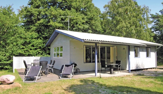 3 bedroom gorgeous home in Aakirkeby