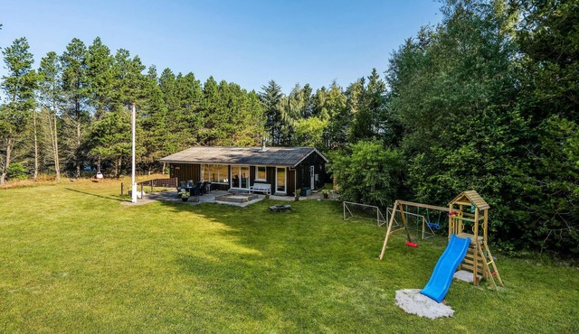 3 bedroom gorgeous home in Brovst