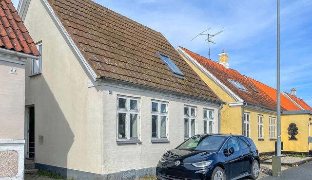 3 bedroom gorgeous home in Faaborg