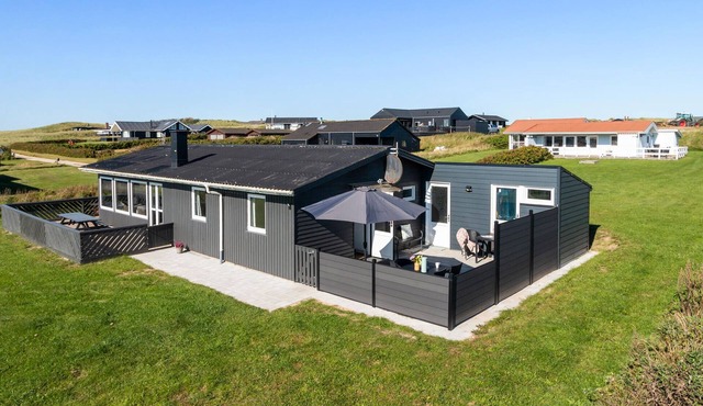 3 bedroom gorgeous home in Løkken