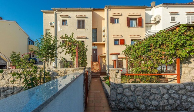 3 bedroom gorgeous home in Omisalj