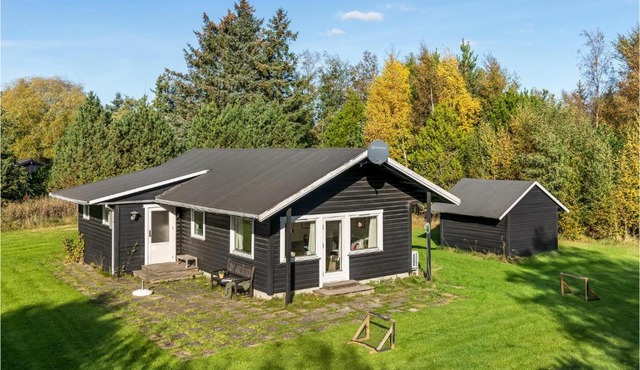 3 Bedroom Gorgeous Home In Strandby