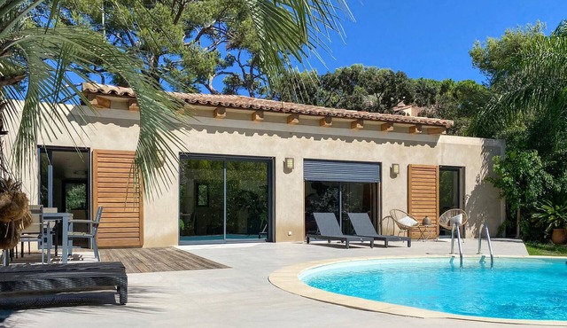 3 bedroom gorgeous home in Giens