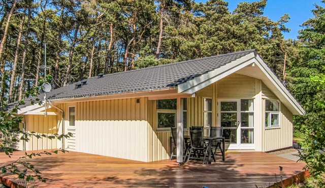 3 bedroom gorgeous home in Nexø