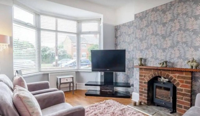 3 bedroom holiday cottage to rentnIn withernsea east coast