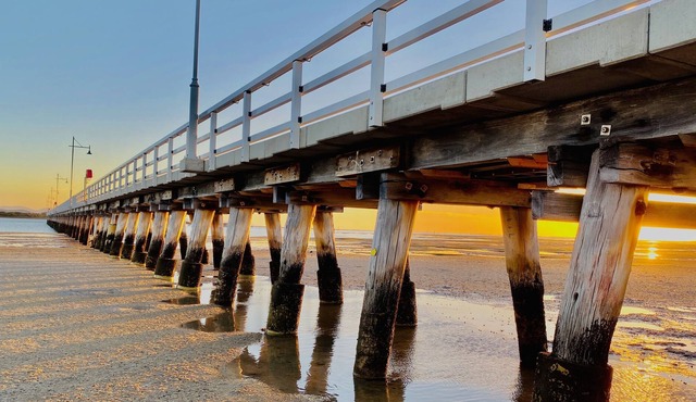 3 bedroom home. Fitted sheets provided. BYO pillows, doonas, blankets & towels.