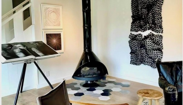 3-bedroom home in charming Mill Valley with WiFi, fitness equipment, decks/patio