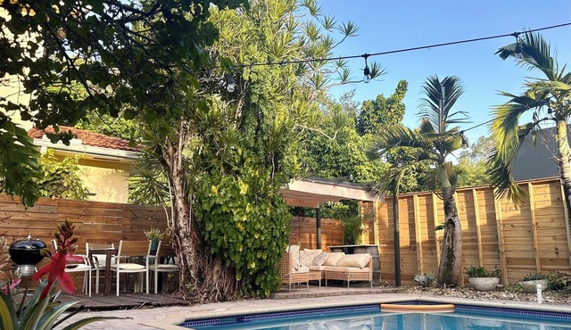 3-bedroom home in fabulous Coconut Grove Miami with amazing private pool