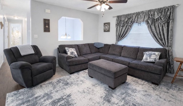3 Bedroom Home in quiet community close to Douglas & Cherokee Lakes/Dollywood!