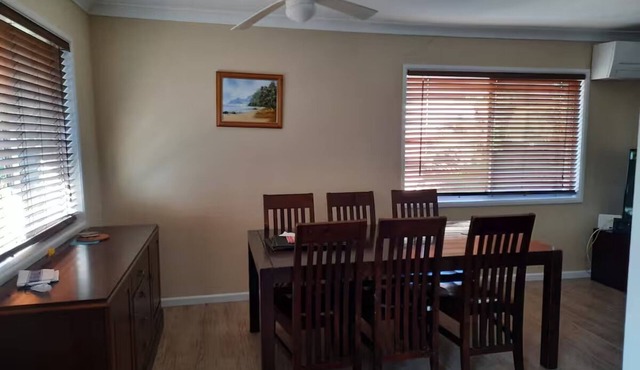 3 bedroom home located within 20 mins of Brisbane CBD