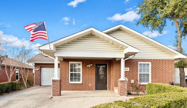 3 Bedroom Home near Downtown Dallas