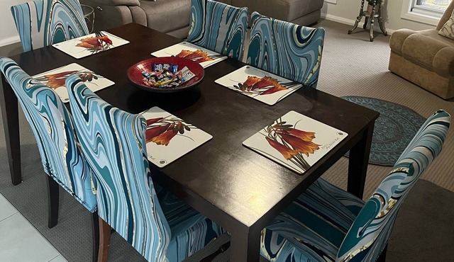 3 bedroom house. Sleeps 7 people. Pet friendly, close to town.