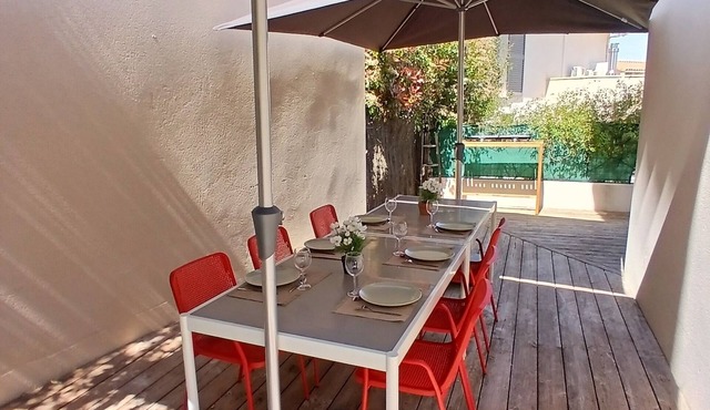 3-bedroom house with garden, air conditioning, 2 parking spaces, streetcar, near lake and Montpellier