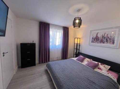 3 Bedroom House Accommodation near Goodwood