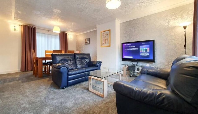 3 bedroom house Amazon M90 Dunfermline Edinburgh