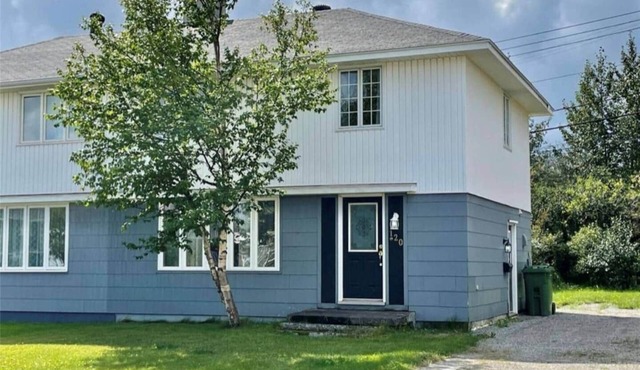 3 Bedroom House Centrally Located