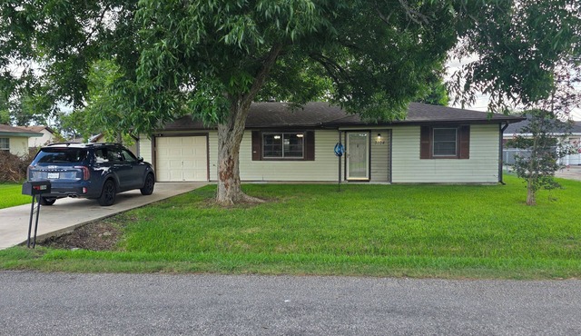 3 Bedroom House - Centrally Located Port Arthur/Beaumont/Orange