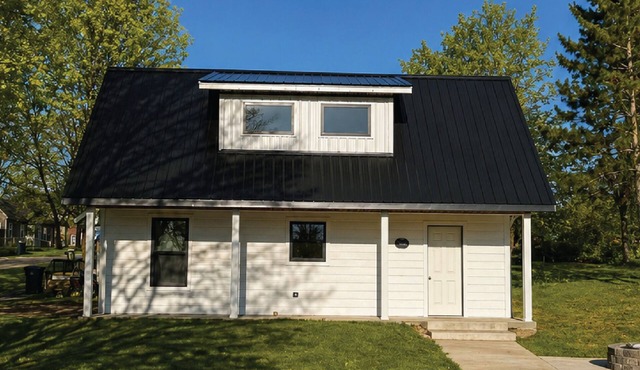 3 Bedroom house close to Olde Mill Venue and state land