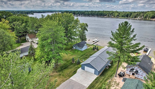 3-Bedroom House Hale/Long Lake Summer & Winter Retreat! Fish, Snowmobile!