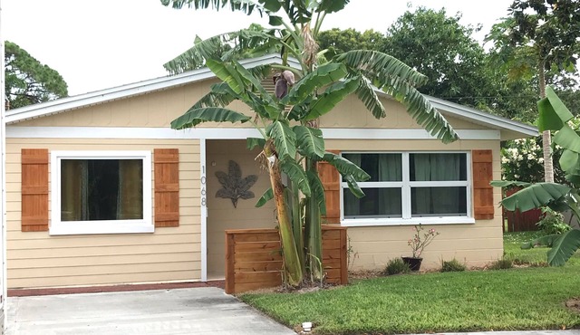 3-bedroom house in brilliant St. Petersburg with cool AC