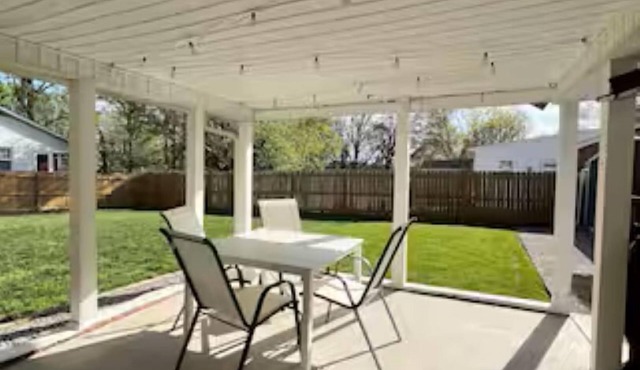 3-bedroom house in the popular Ardmore neighborhood. Pets welcome!