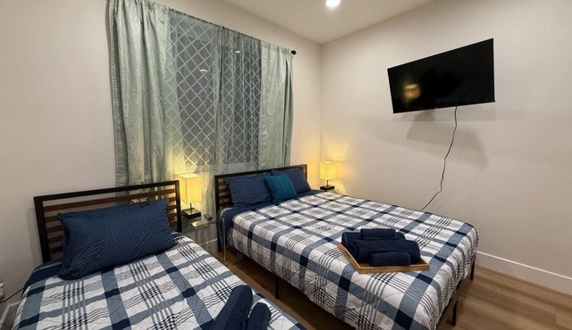 3-bedroom house in adorable Escondido with cool AC breeze