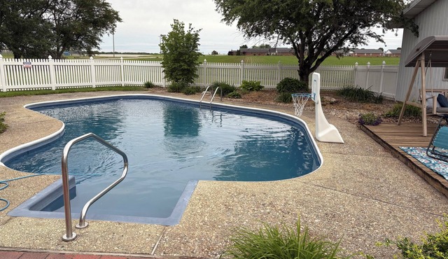 3-bedroom house in adorable Odon with WiFi and AC