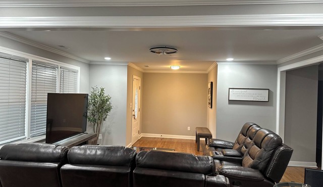 3-bedroom house in amazing Goldsboro with cool AC breeze